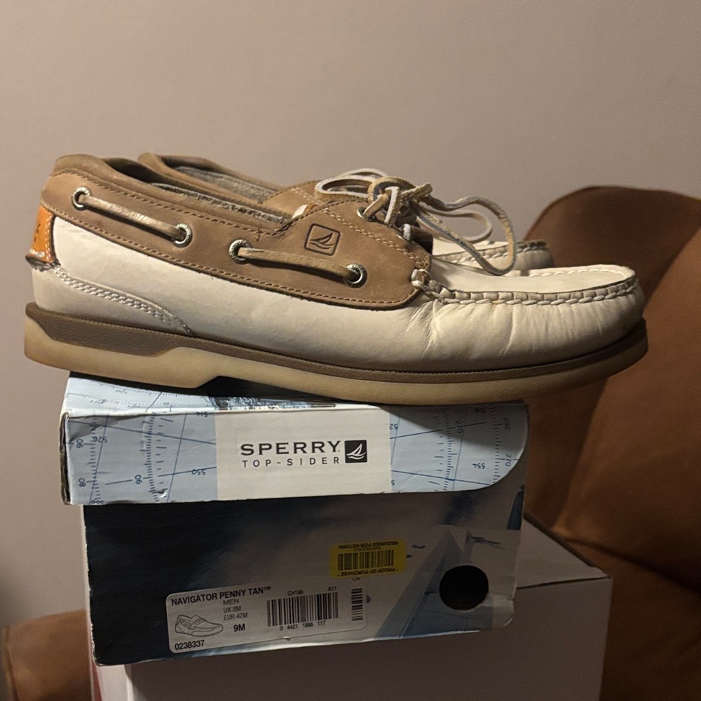 Sperry Men's Brown and White Boat Shoes